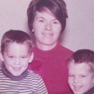 Meet your Posher, Iris and Drew